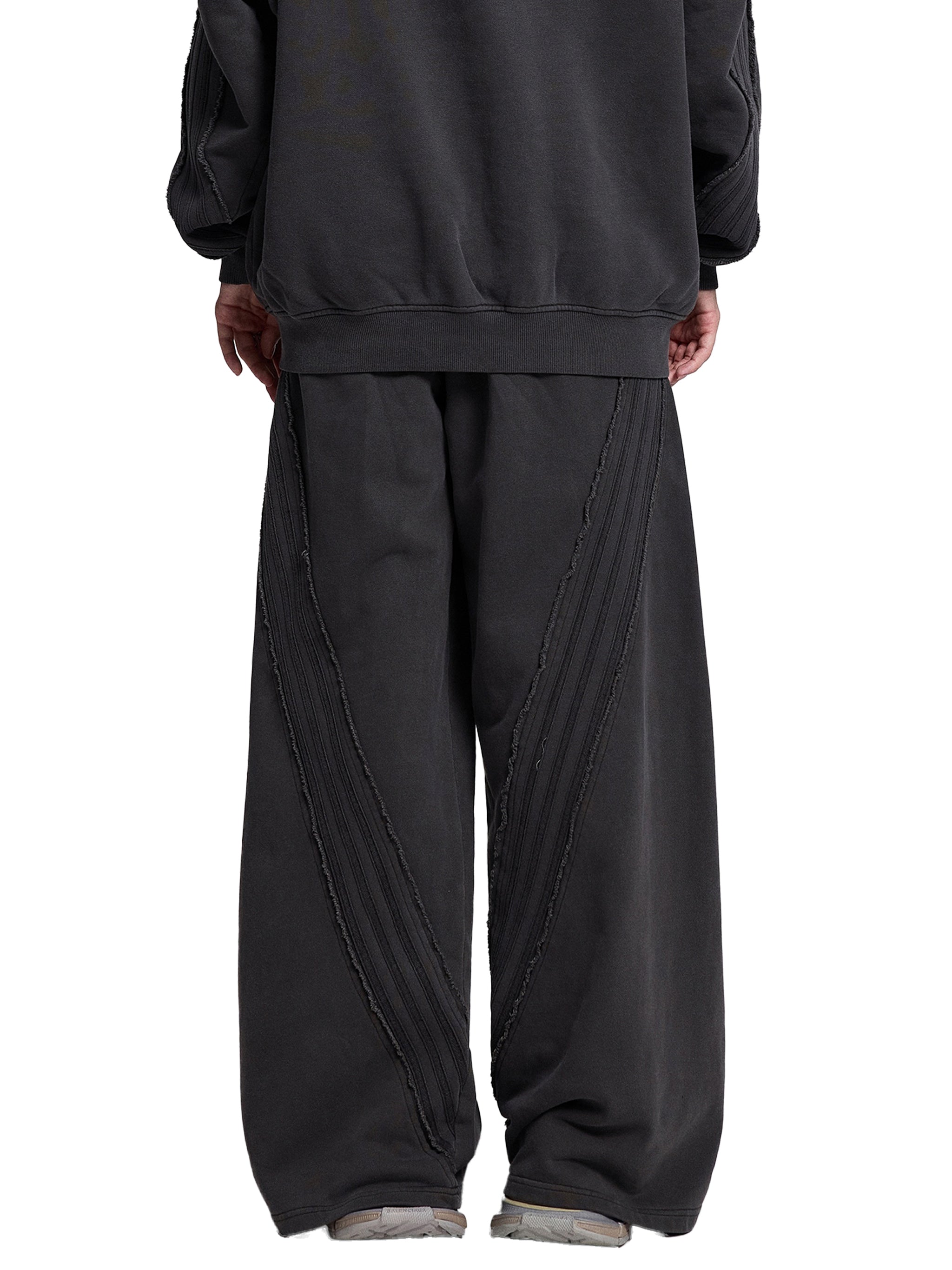 Snow Washed Tape Raw Edge Sweatpants ODMPOD